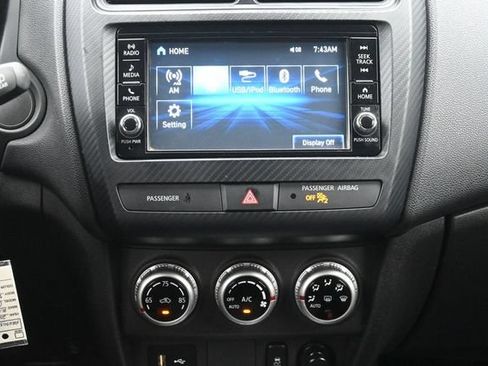 Used 2024 Mitsubishi Outlander Sport ES AWD/4WD image 20
