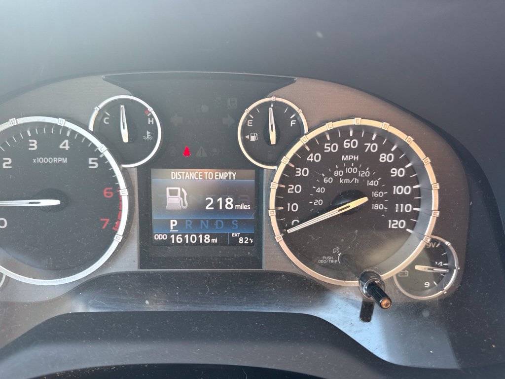Used 2017 Toyota Tundra Limited AWD/4WD image 5