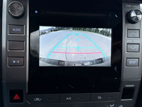 Used 2014 Toyota Tundra SR image 35