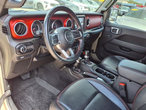 Used 2020 Jeep Gladiator Rubicon image 22