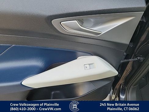 Certified 2023 Volkswagen ID.4 Pro S image 47