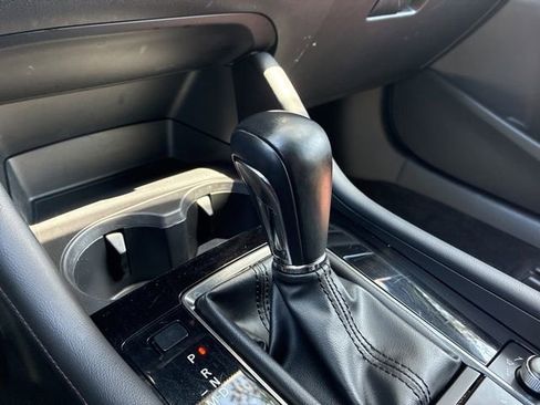 Used 2022 MAZDA MAZDA3 s FWD image 32