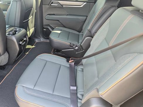 New 2026 GMC Acadia AT4 AWD/4WD image 10