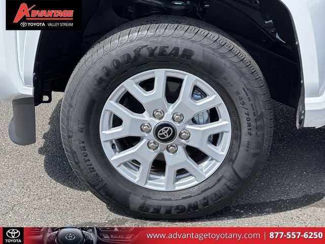 Used 2026 Toyota Tacoma SR5 RWD image 11