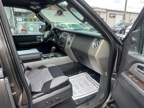 Used 2008 Ford Expedition Limited RWD image 12