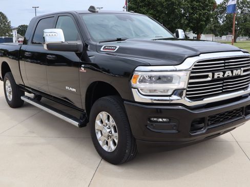 Used 2024 RAM 3500 Laramie w/ Safety Group AWD/4WD image 3