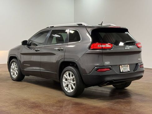 Used 2014 Jeep Cherokee Latitude FWD image 5