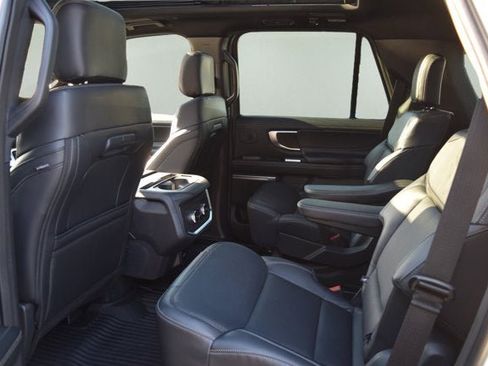 New 2025 Ford Expedition Platinum w/ Stealth Performance Package image 6