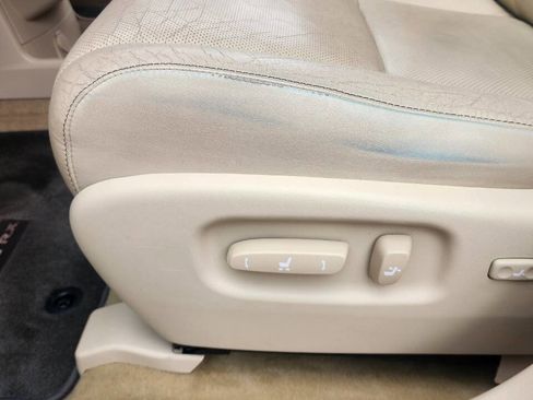 Used 2013 Lexus RX 350 FWD w/ Navigation Pkg image 32