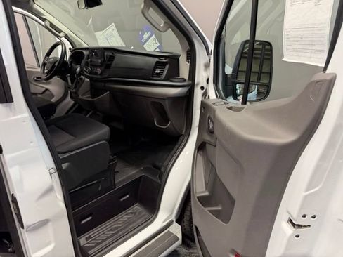 Used 2025 Ford Transit 250 Low Roof w/ Exterior Upgrade Package RWD image 19