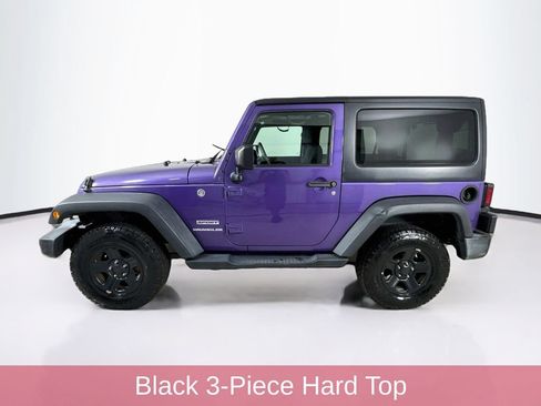 Used 2017 Jeep Wrangler Sport w/ Connectivity Group AWD/4WD image 4