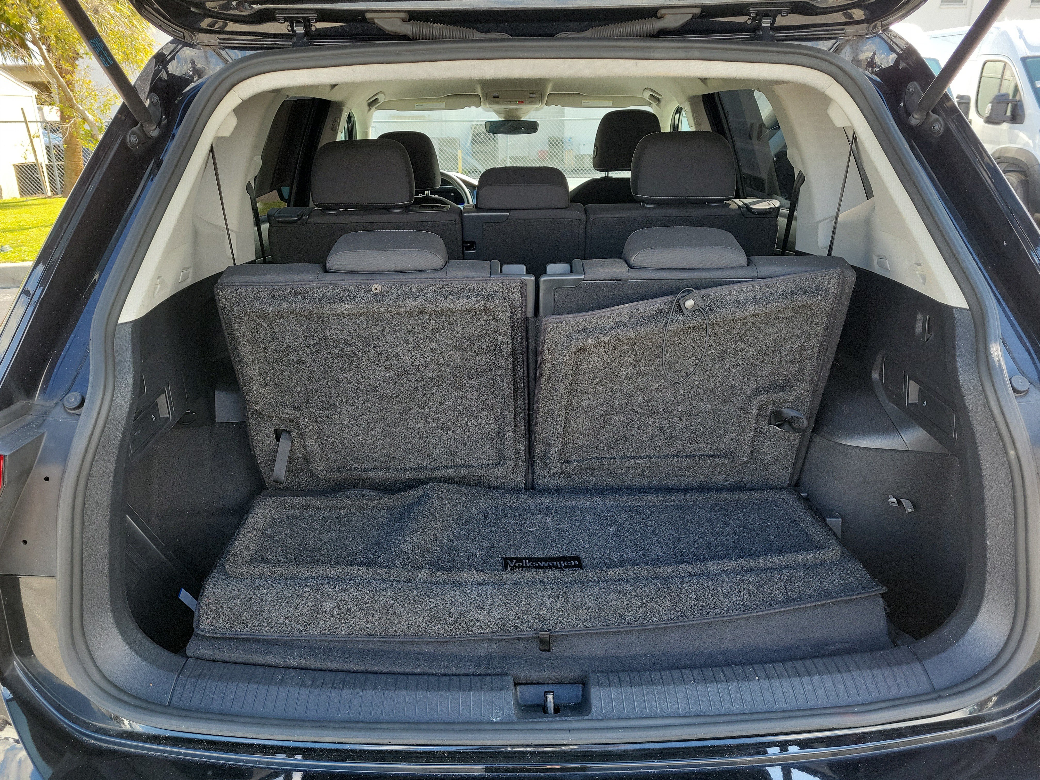 Used 2022 Volkswagen Tiguan S FWD image 11