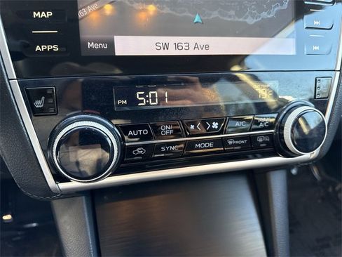 Used 2018 Subaru Outback 2.5i Touring image 19