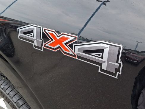 Used 2022 Ford F150 Lariat w/ Equipment Group 502A High AWD/4WD image 34