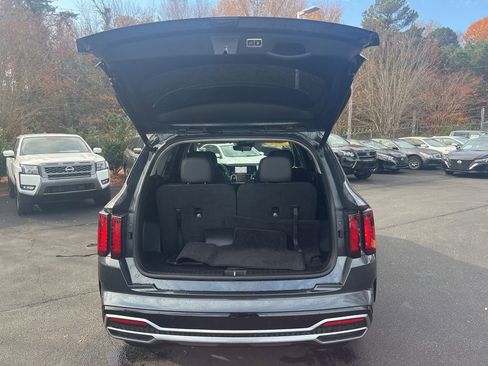 Used 2022 Kia Sorento EX image 23