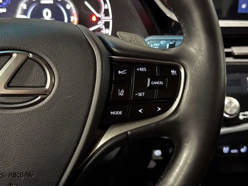 Used 2024 Lexus ES 350 w/ Premium Package FWD image 16
