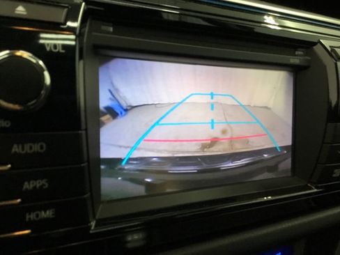 Used 2014 Toyota Corolla S w/ Driver Convenience Package image 9