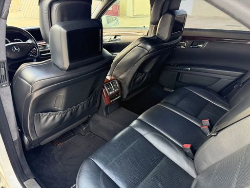 Used 2012 Mercedes-Benz S 63 AMG image 17