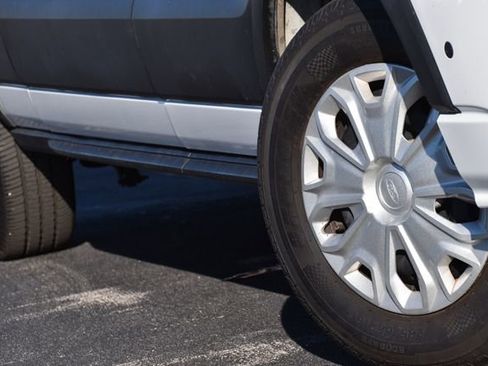 Used 2024 Ford Transit 350 XLT image 12