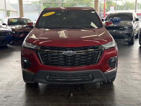 Used 2023 Chevrolet Traverse RS AWD/4WD image 12