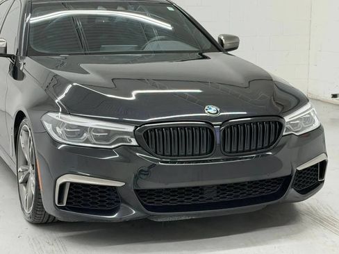 Used 2020 BMW M550i xDrive AWD/4WD image 40