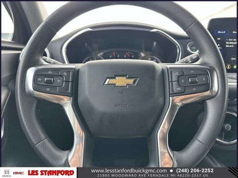 Used 2025 Chevrolet Blazer LT w/ Driver Confidence Package FWD image 21