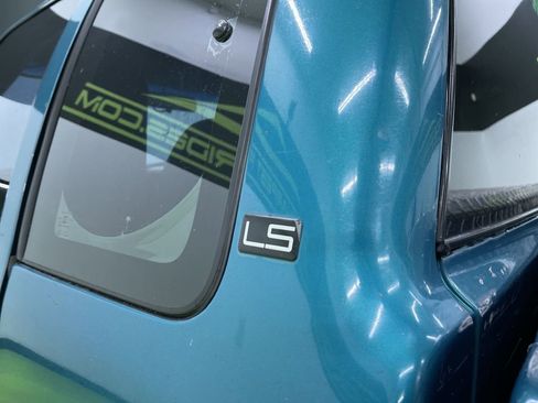 Used 1996 Chevrolet S10 Pickup LS image 13