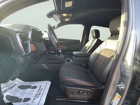 Used 2024 GMC Canyon AT4 w/ Technology Package image 20