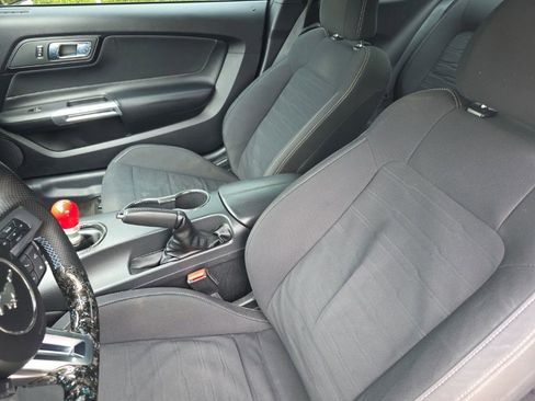 Used 2016 Ford Mustang GT image 19