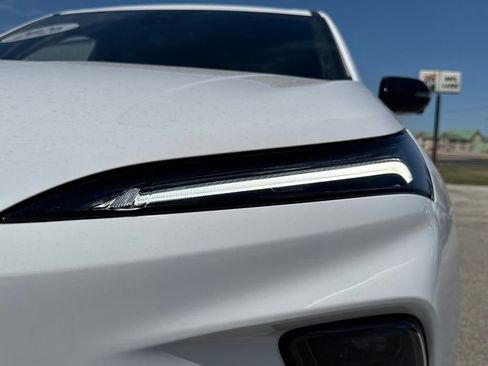 New 2026 Buick Enclave Sport Touring w/ Power Package image 9