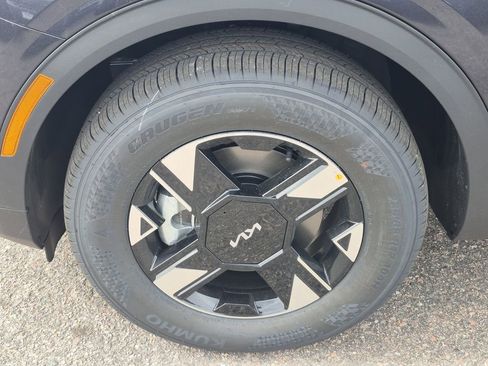 New 2026 Kia Sportage LX image 16