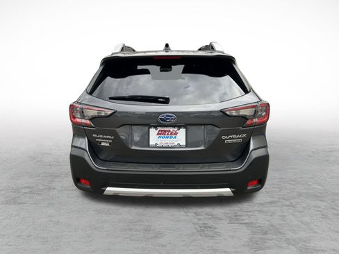 Used 2023 Subaru Outback Touring image 6