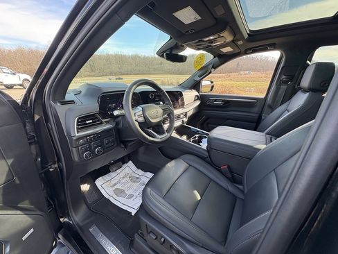 Used 2025 Chevrolet Tahoe Z71 w/ Z71 Off-Road Package image 34