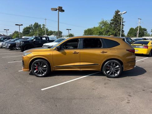 Used 2022 Acura MDX Type S AWD/4WD image 3