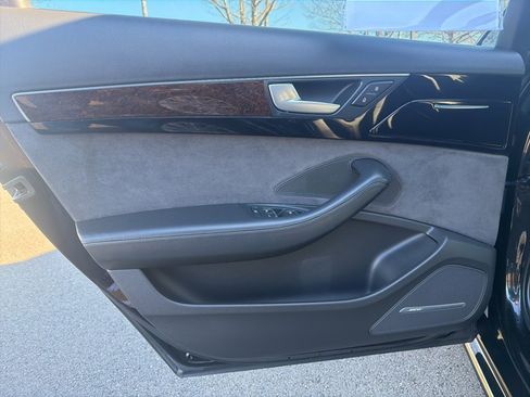 Used 2017 Audi A8 L 3.0T w/ Executive Package image 17
