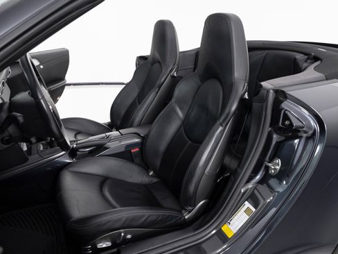 Used 2006 Porsche 911 Carrera S image 16