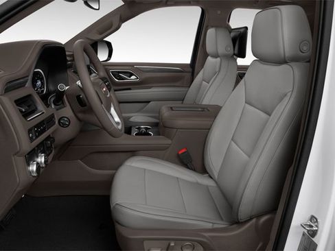 Used 2024 GMC Yukon AT4 w/ Technology Package image 10