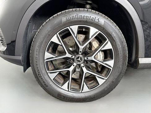 Used 2025 Mercedes-Benz GLC 350e 4MATIC image 30