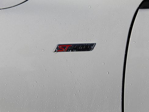 New 2026 Ford Escape ST-Line w/ Tech Pack #1 FWD image 3