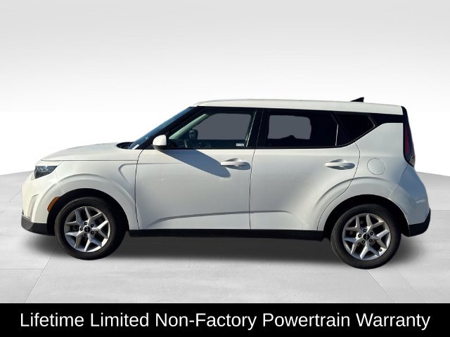 Certified 2024 Kia Soul LX w/ LX Technology Package FWD image 4