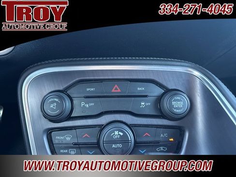 Used 2016 Dodge Challenger SXT Plus image 31