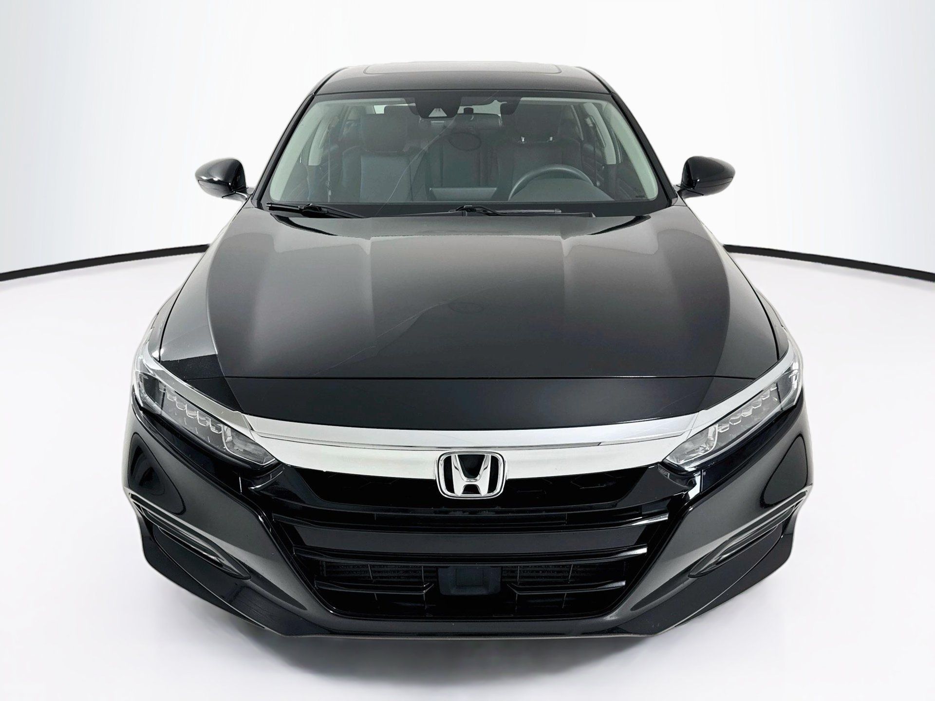 Used 2018 Honda Accord EX image 2
