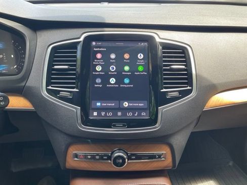 Certified 2024 Volvo XC90 B5 Plus AWD/4WD image 22