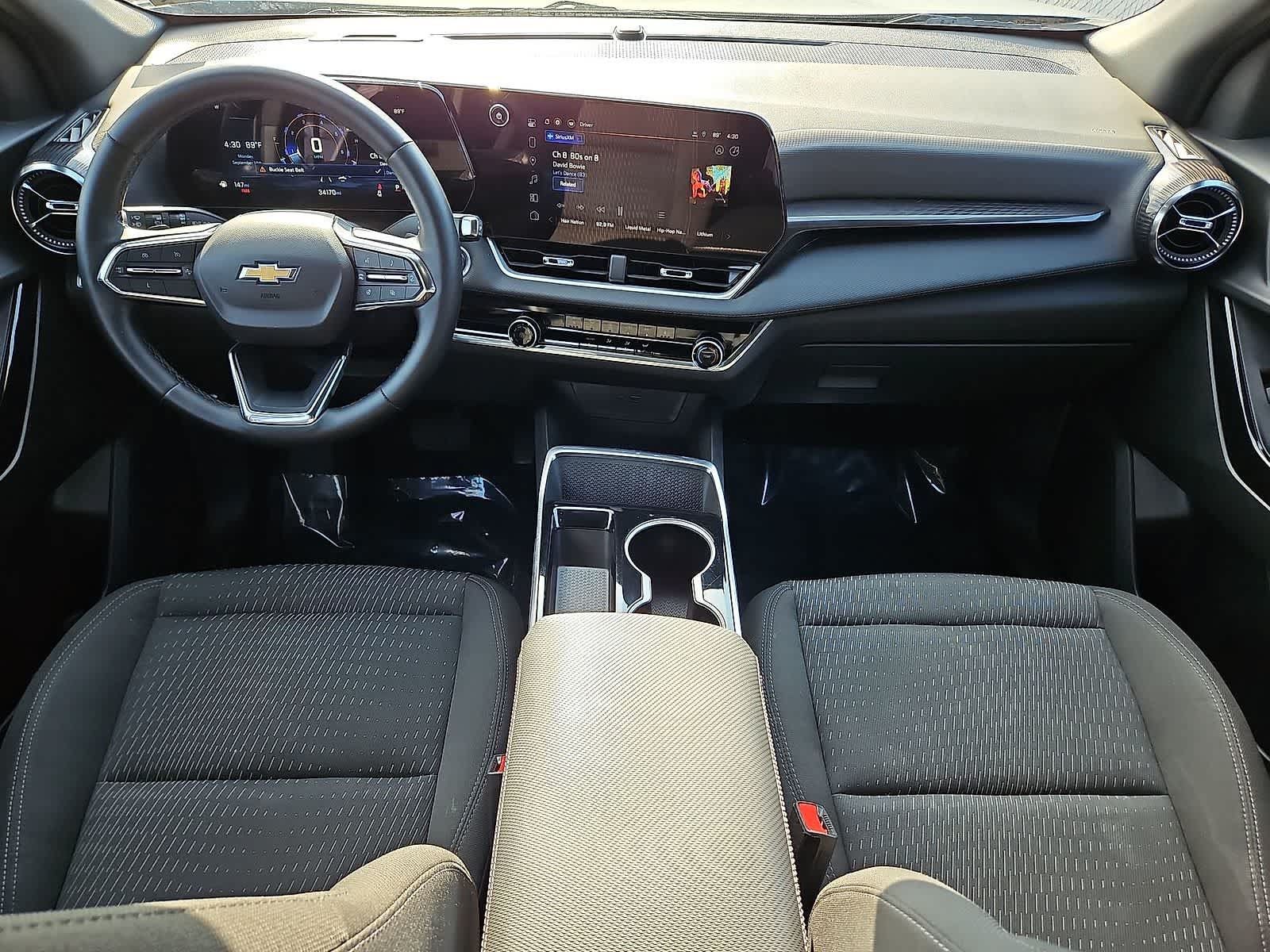 Certified 2025 Chevrolet Equinox LT FWD image 11