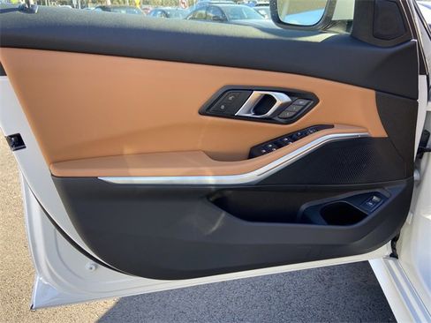 Used 2025 BMW 330i xDrive 330i xDrive w/ Convenience Package image 24