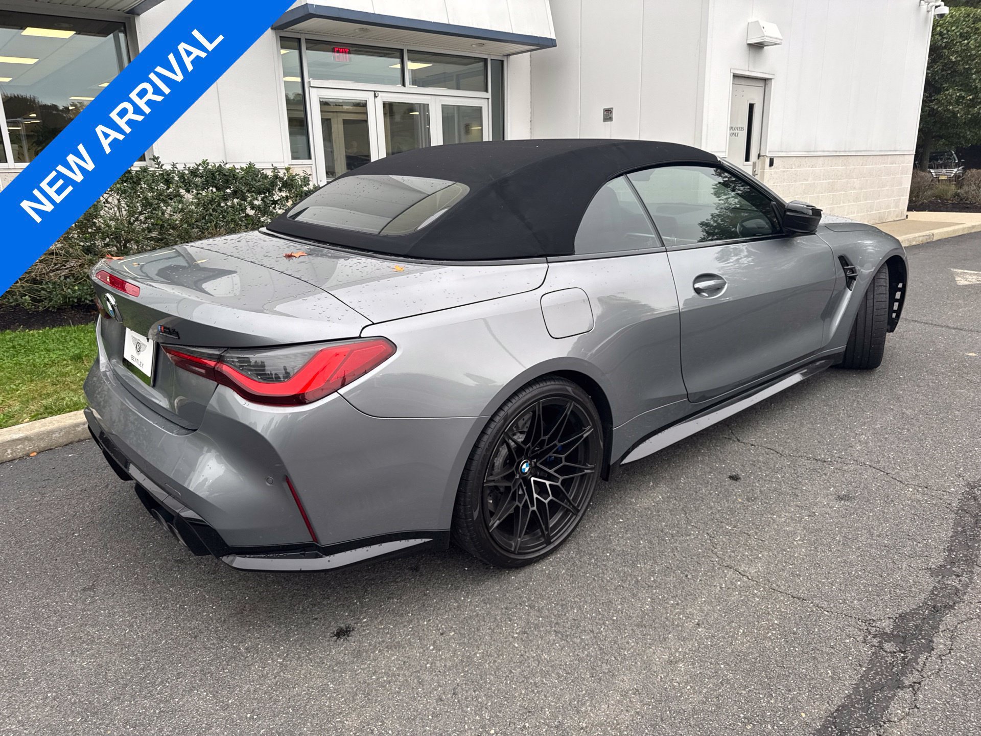 Used 2022 BMW M4 xDrive Competition AWD/4WD image 2