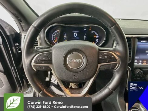 Used 2018 Jeep Grand Cherokee Altitude AWD/4WD image 15