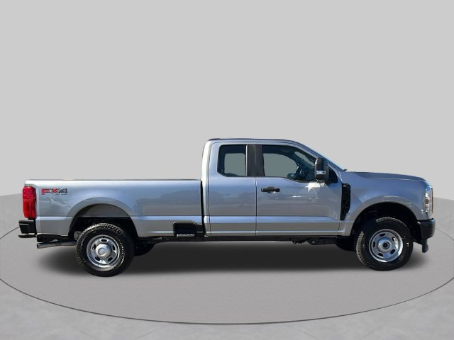 New 2027 Ford F350 XL w/ XL Driver Assist Package AWD/4WD image 2