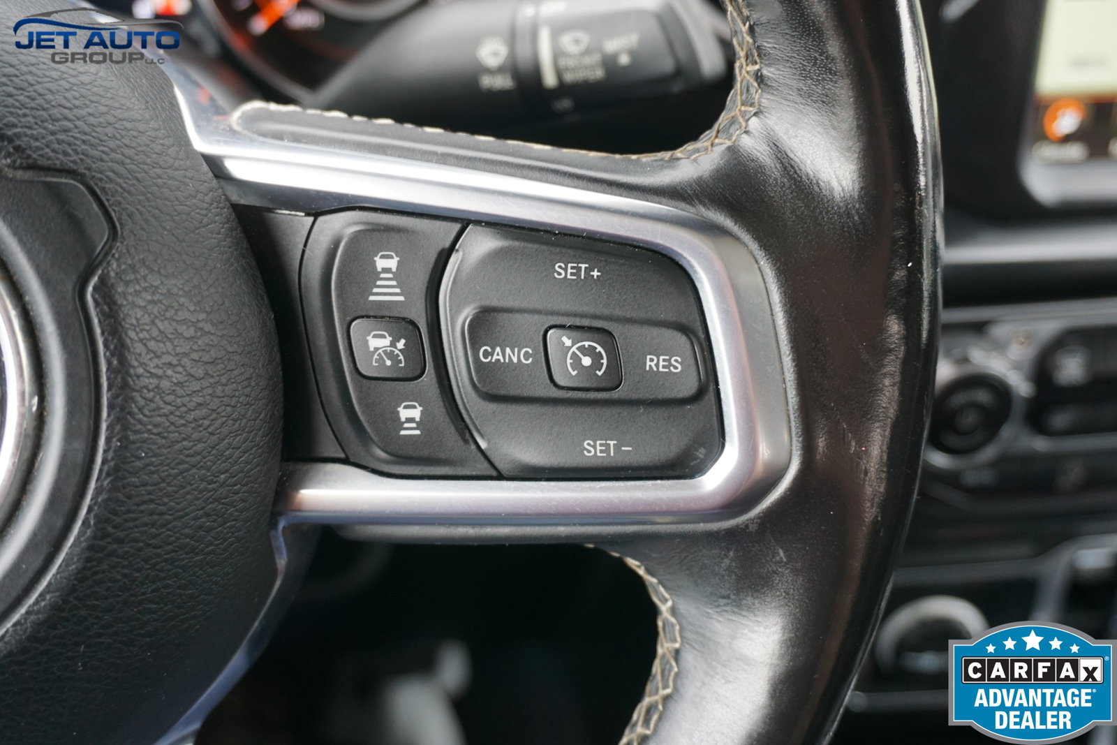 Used 2020 Jeep Gladiator Overland AWD/4WD image 37