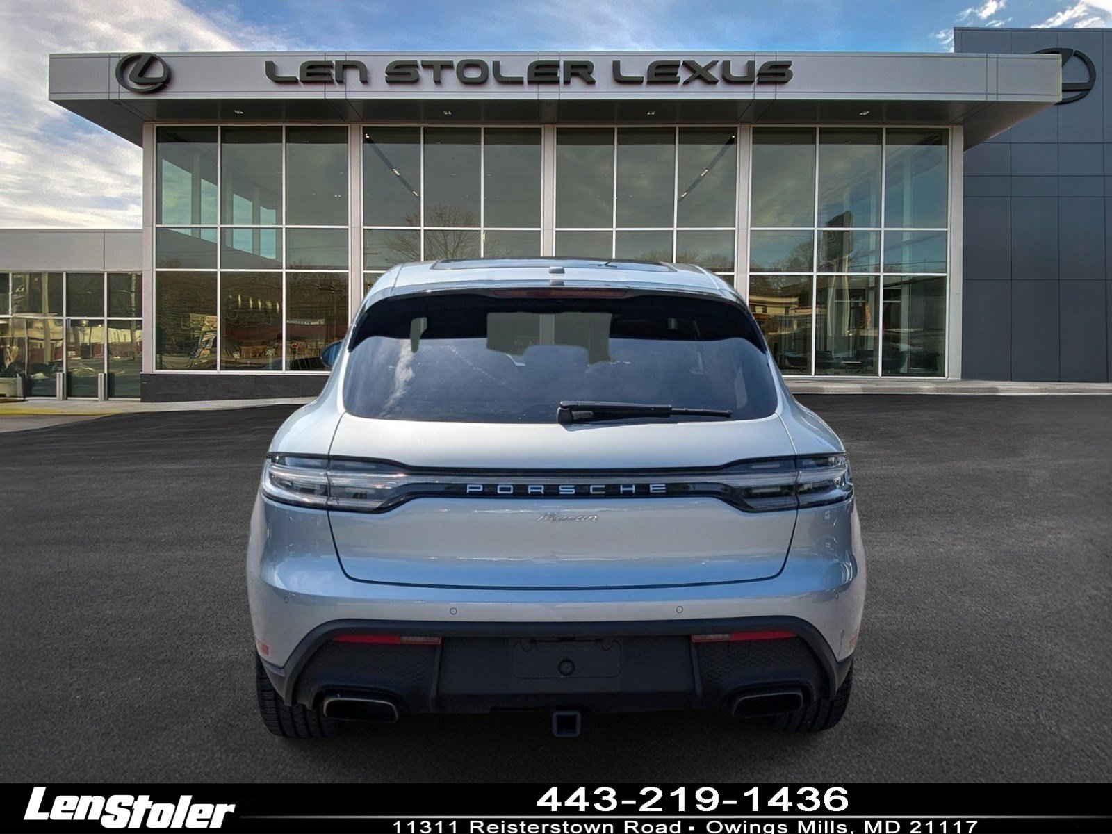 Used 2024 Porsche Macan AWD/4WD image 4